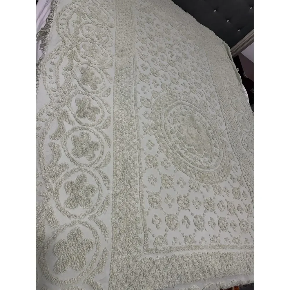 Vintage Green Chenille Fringe Bedspread Mint Sage Floral Cotton 101 X 68in